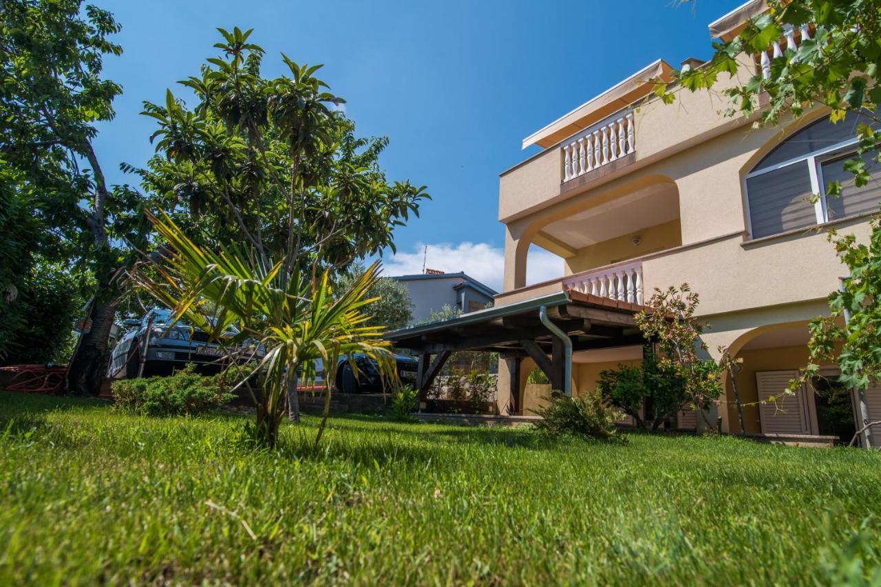 Apartments Bogdanic Krk I Krk Town Exterior photo